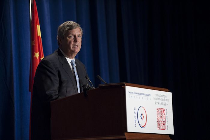 Secretary of Agriculture Tom Vilsack delivers remarks the dinner following the 2013 S&ED meetings. Secretary of Agriculture Tom Vilsack delivers remarks the dinner following the 2013 S&ED meetings.
