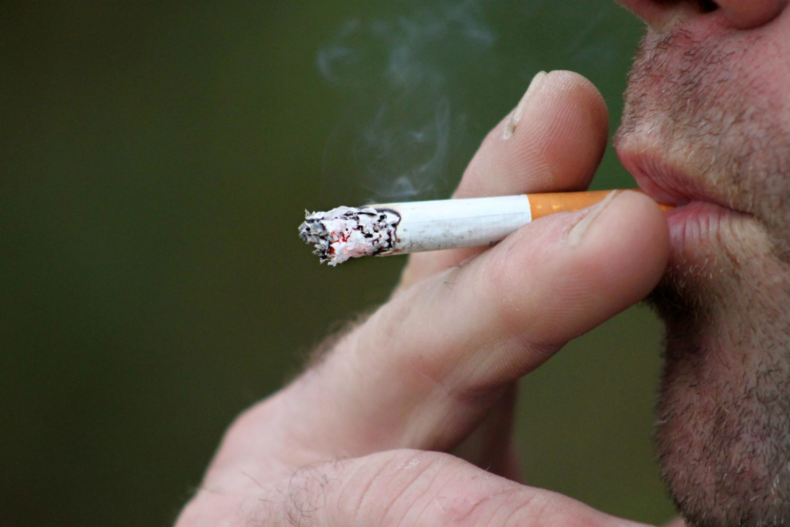 how does tobacco affect blood sugar Diabetes and Smoking Cigarettes: A Risky Combination